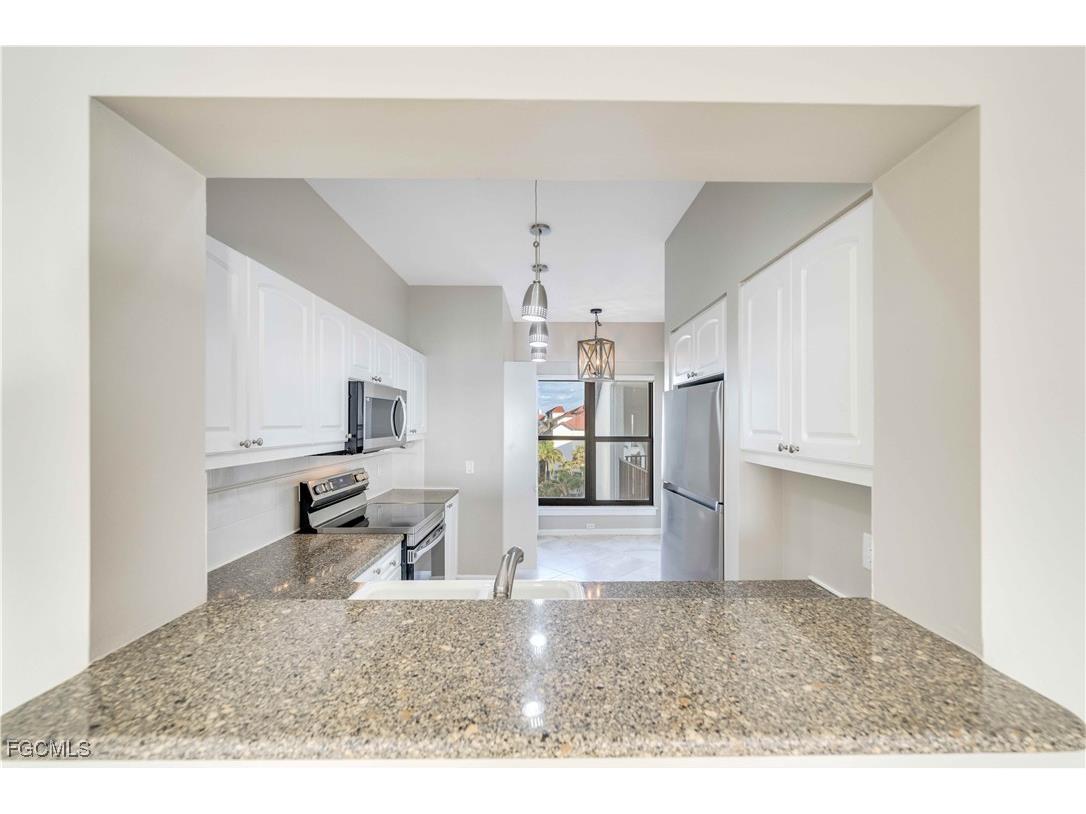 645 La Peninsula Boulevard #645 Naples FL 34113 2025006552 image14