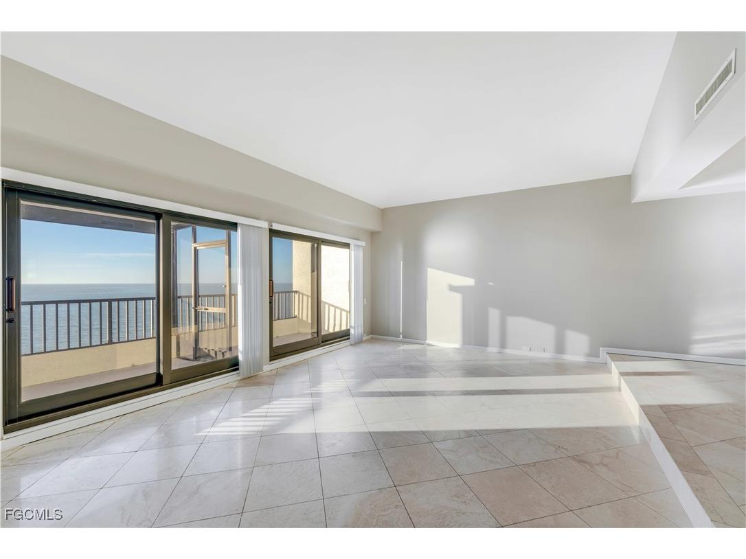 645 La Peninsula Boulevard #645 Naples FL 34113 2025006552 image29