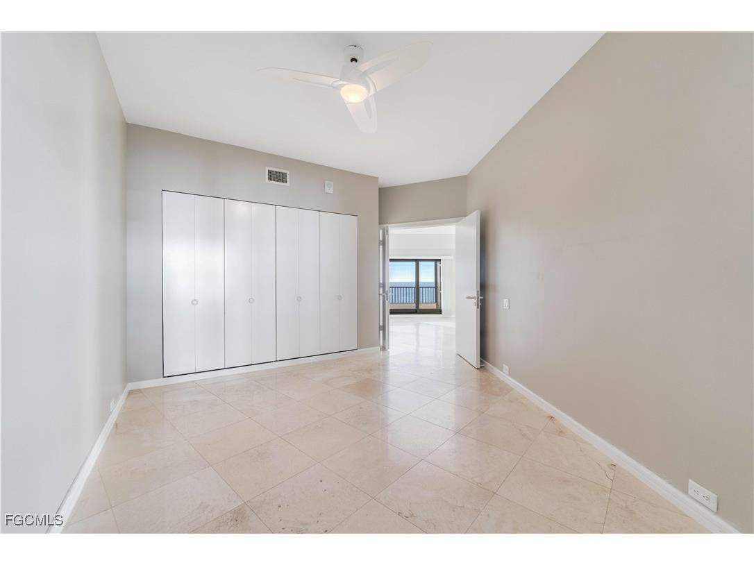 645 La Peninsula Boulevard #645 Naples FL 34113 2025006552 image32