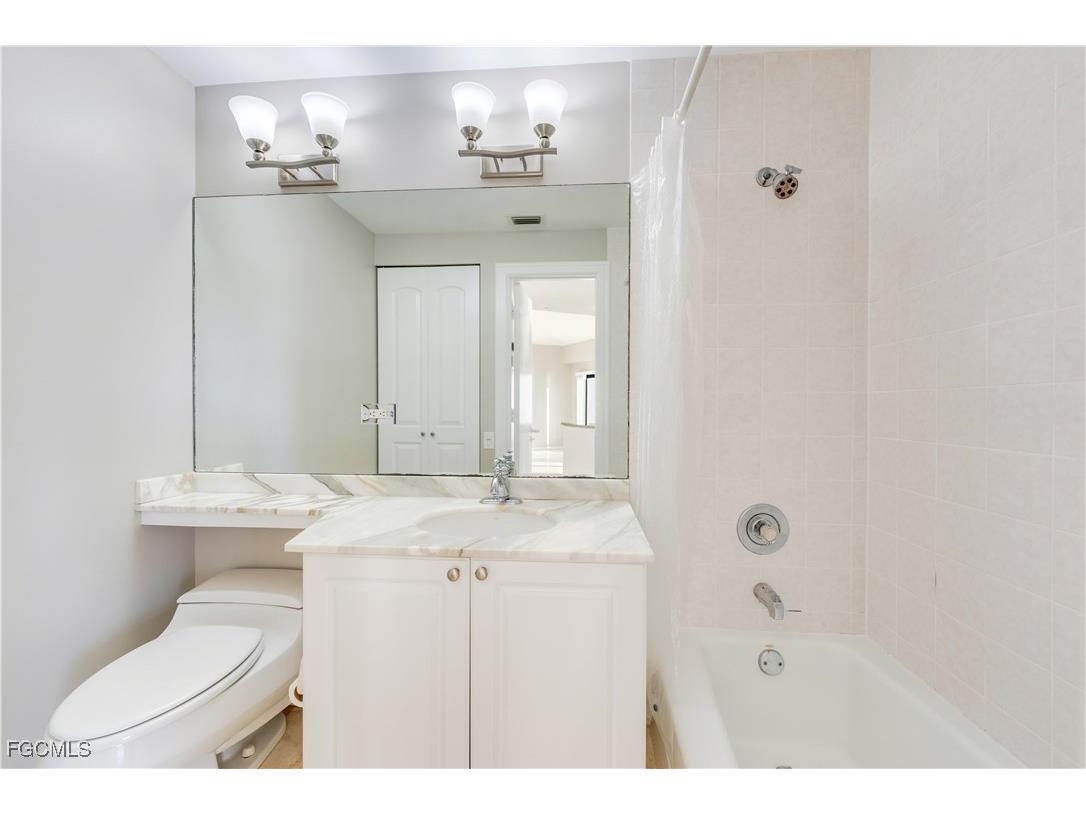 645 La Peninsula Boulevard #645 Naples FL 34113 2025006552 image33