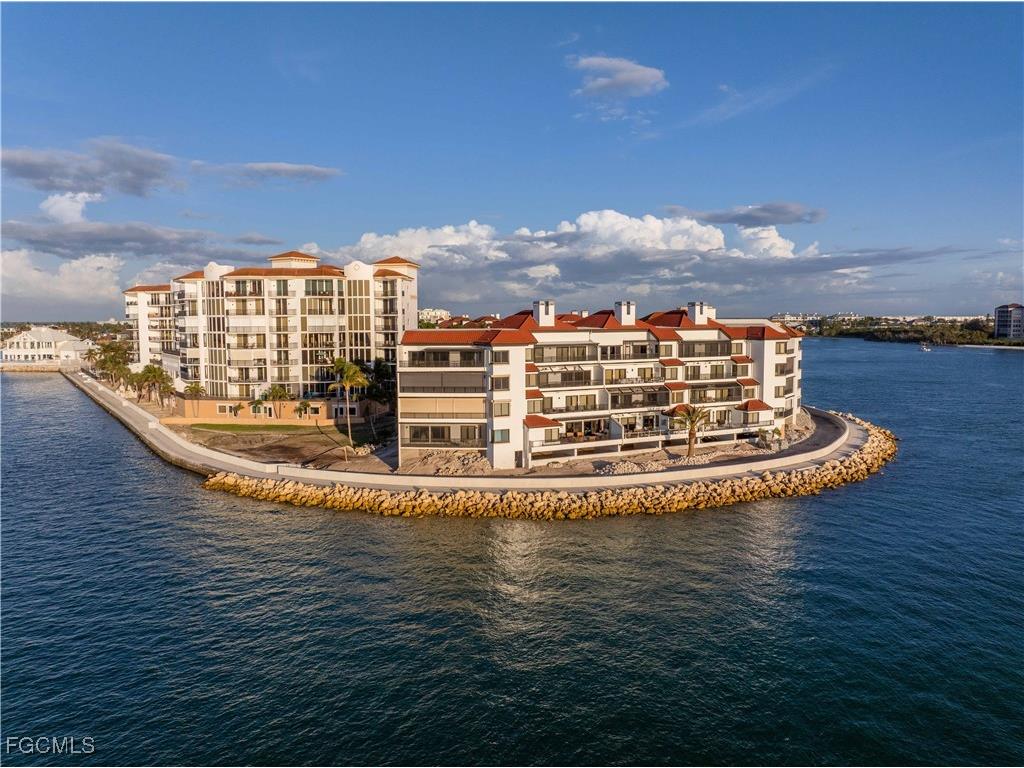 645 La Peninsula Boulevard #645 Naples FL 34113 2025006552 image44