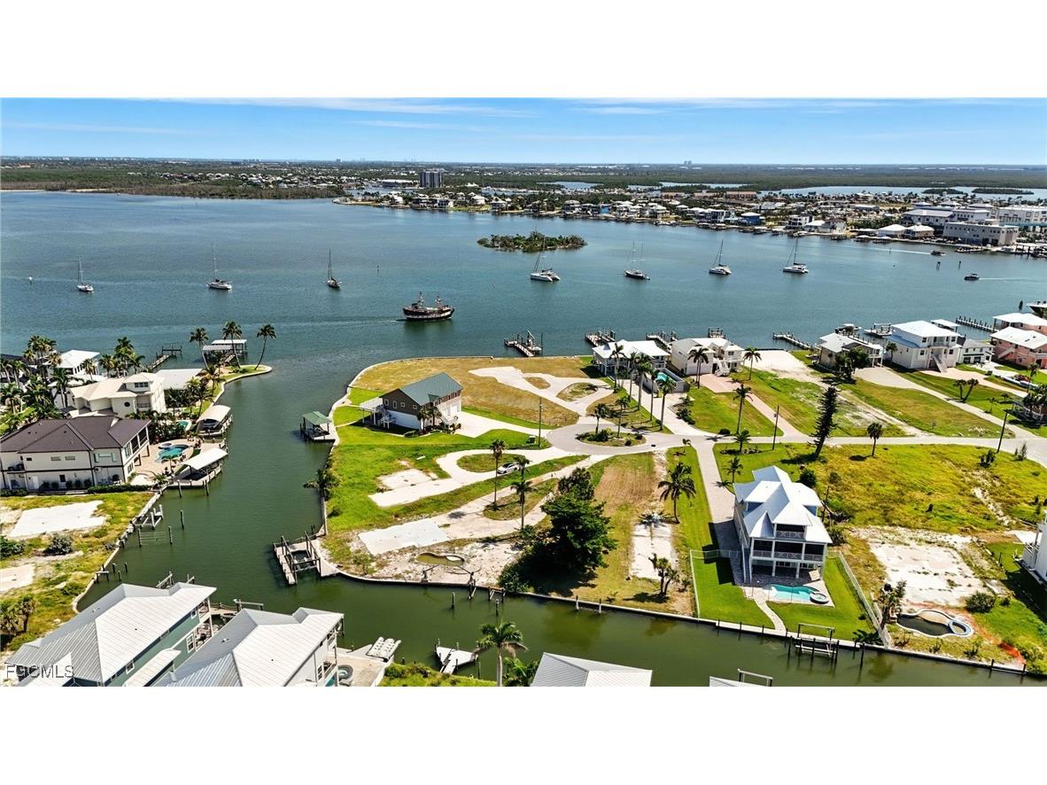 645 Matanzas Court Fort Myers Beach FL 33931 2025007037 image10