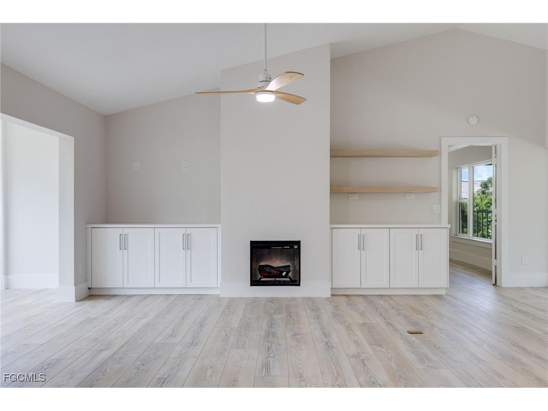 645 Oliva Street Sanibel FL 33957 2025010106 image11