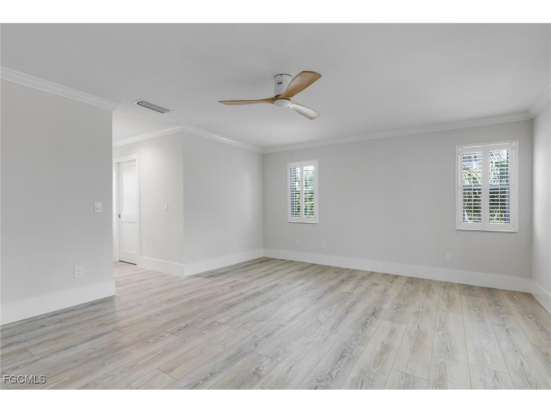 645 Oliva Street Sanibel FL 33957 2025010106 image18