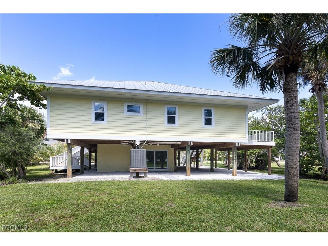 645 Oliva Street Sanibel FL 33957 2025010106 image3