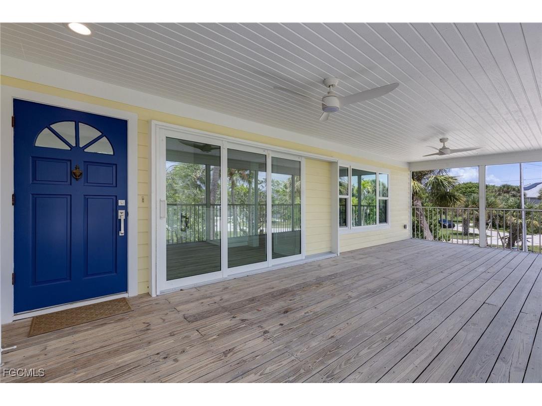 645 Oliva Street Sanibel FL 33957 2025010106 image8