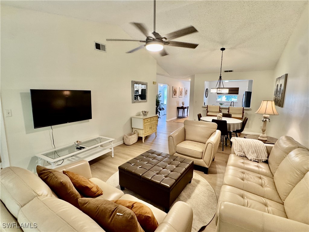 645 Squire Court #202 Naples FL 34104 225079855 image17