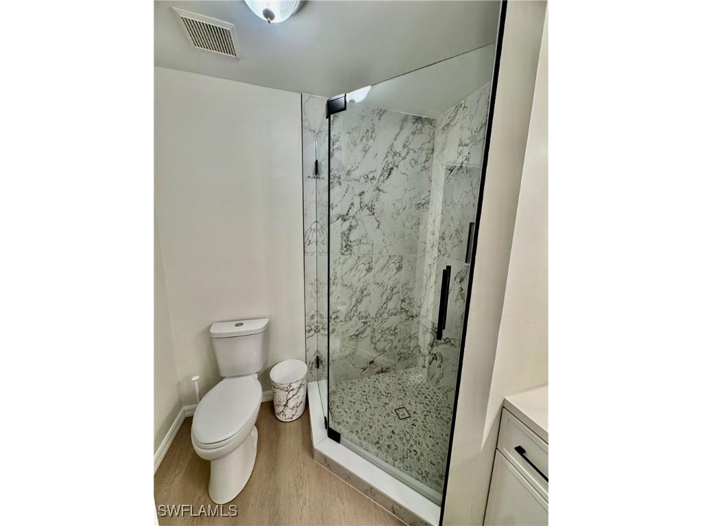 645 Squire Court #202 Naples FL 34104 225079855 image22