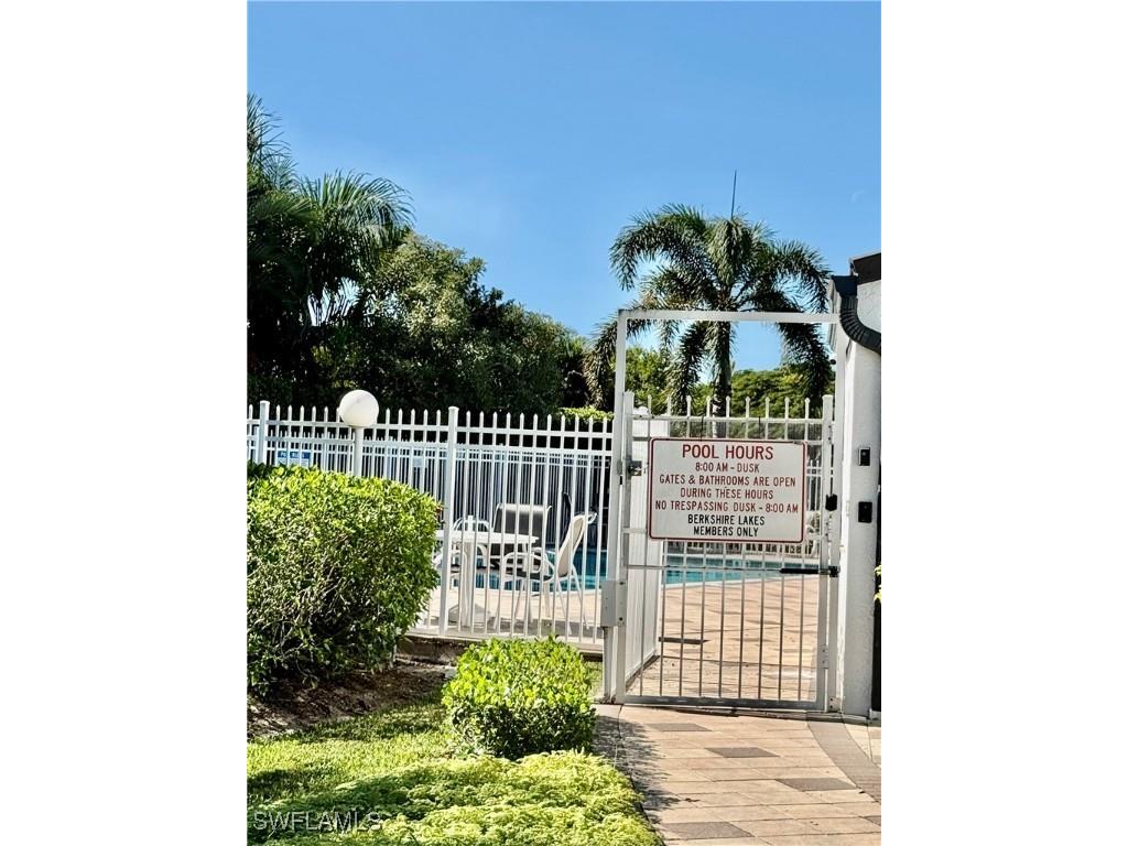 645 Squire Court #202 Naples FL 34104 225079855 image36