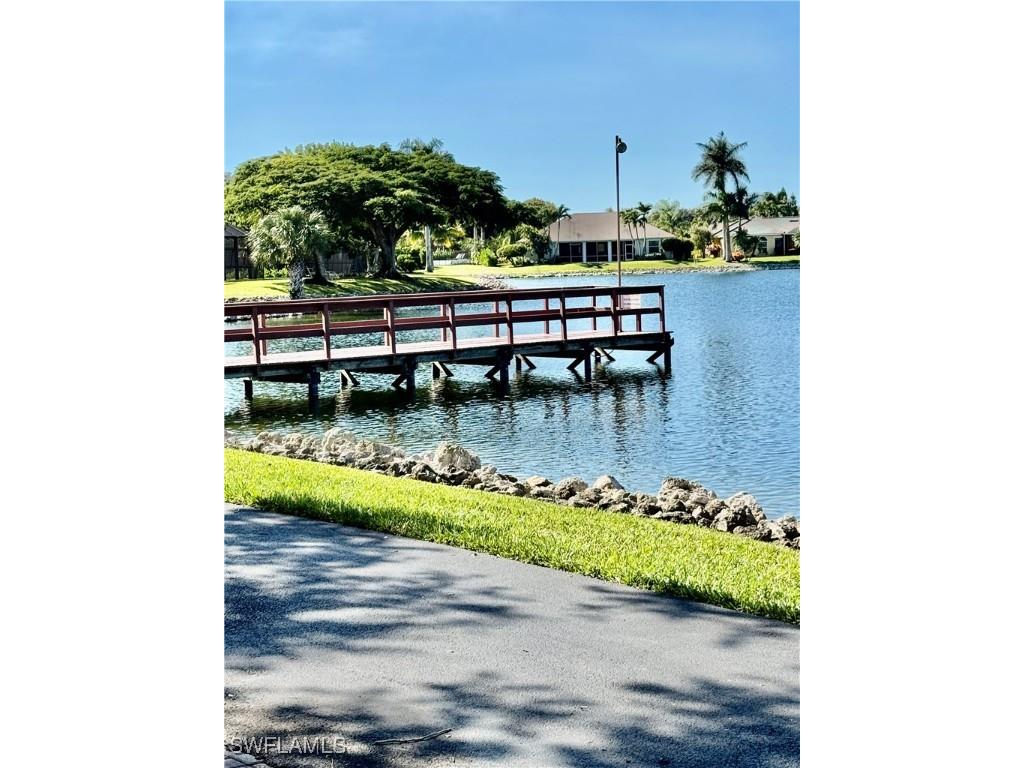 645 Squire Court #202 Naples FL 34104 225079855 image38