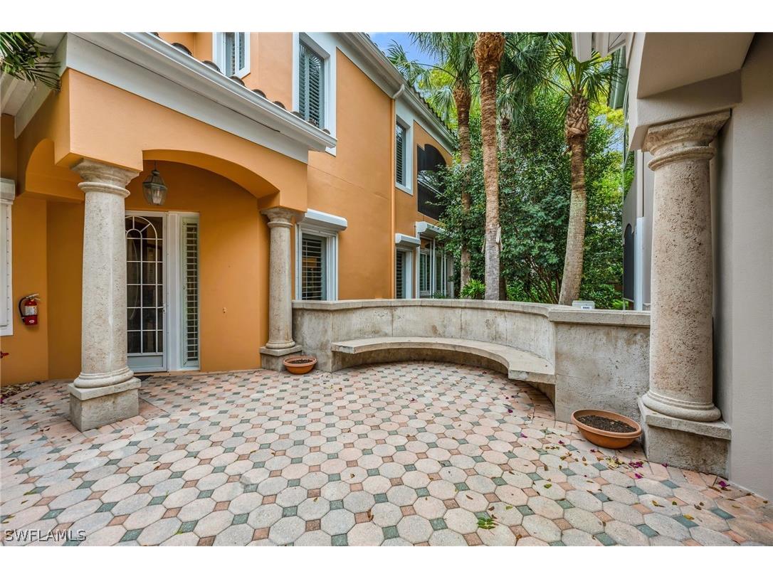 645 Via Mezner #804 Naples FL 34108 226012320 image6