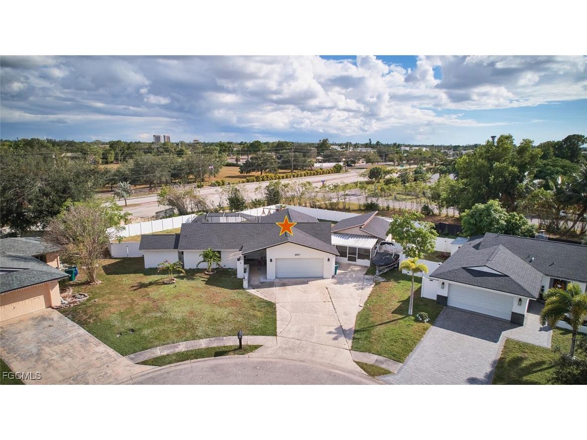 6451 Adelphi Circle Fort Myers FL 33919 2025022036 image1