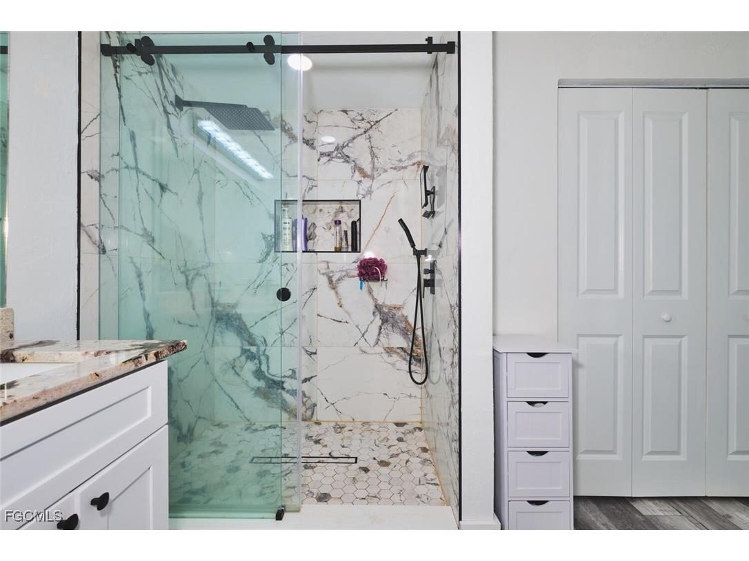 6451 Adelphi Circle Fort Myers FL 33919 2025022036 image13