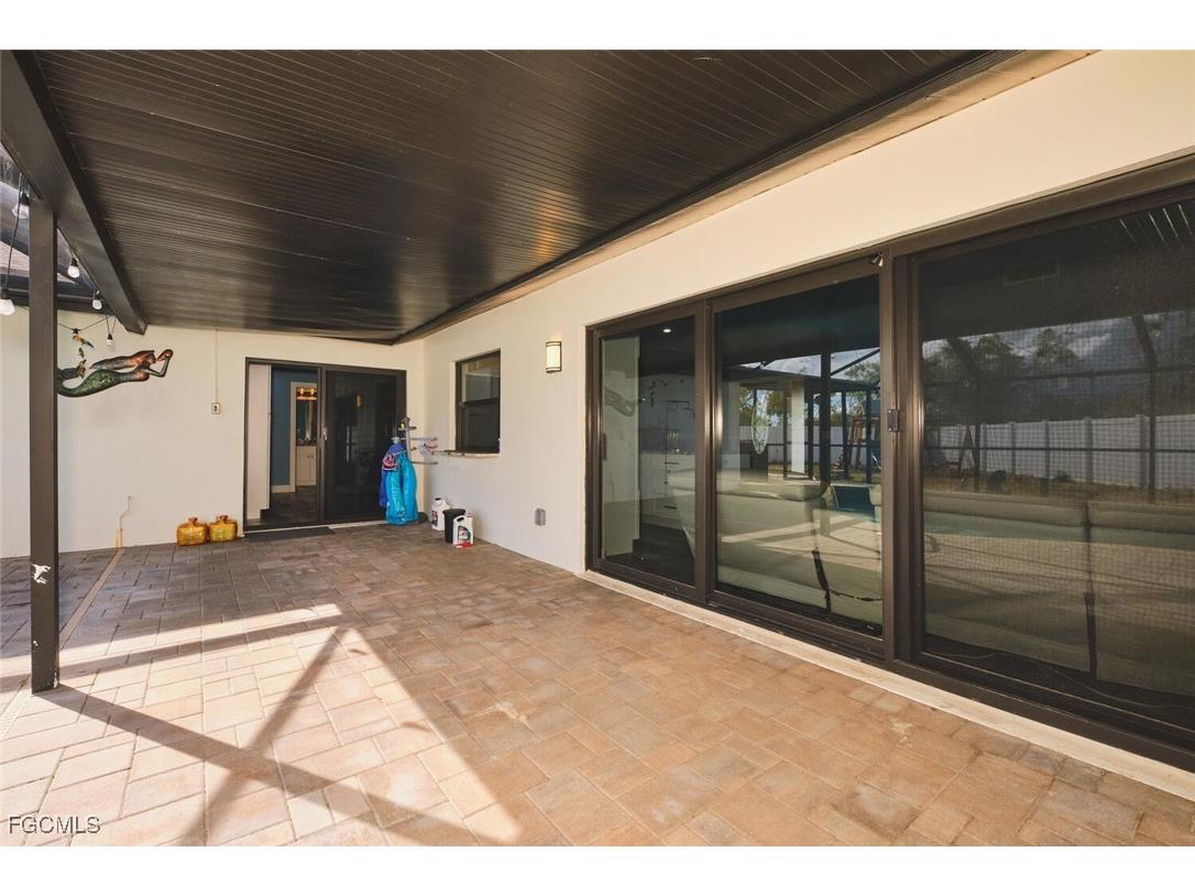 6451 Adelphi Circle Fort Myers FL 33919 2025022036 image23