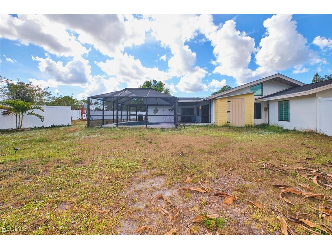 6451 Adelphi Circle Fort Myers FL 33919 2025022036 image29