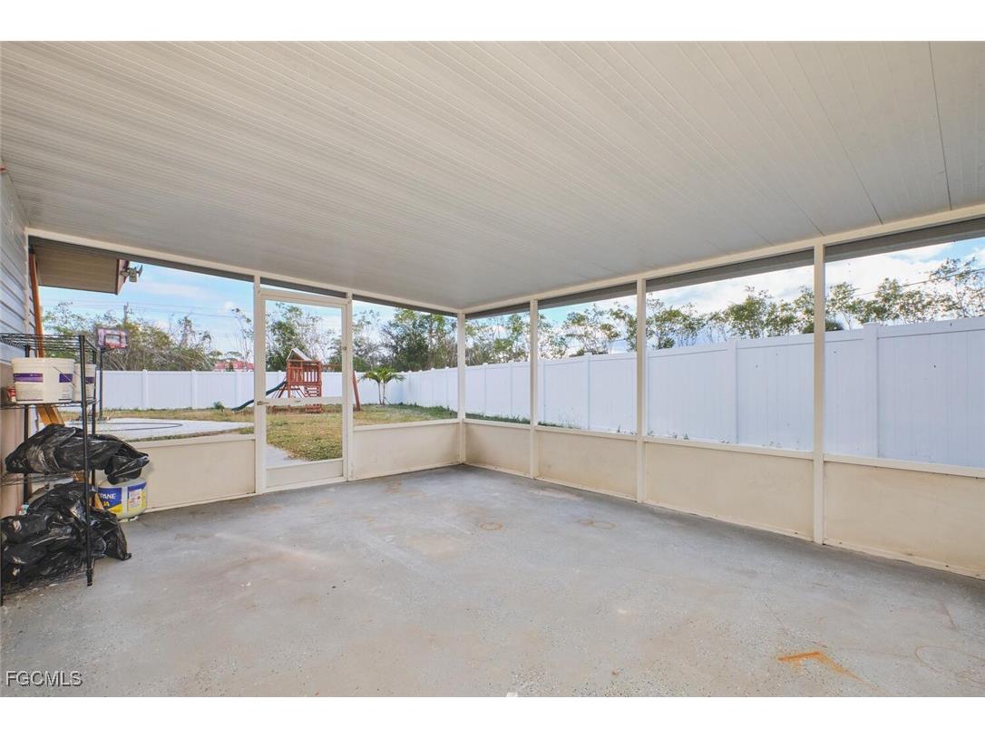 6451 Adelphi Circle Fort Myers FL 33919 2025022036 image40