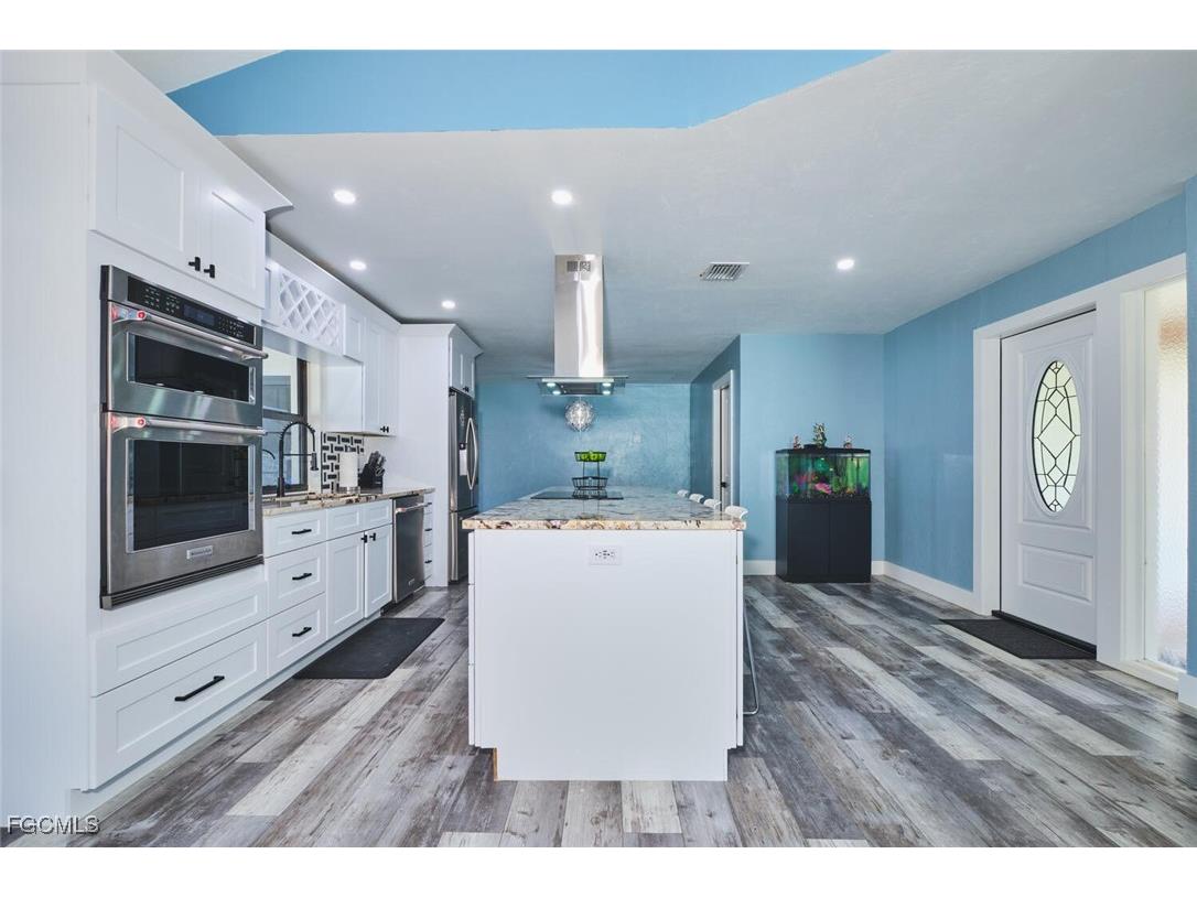 6451 Adelphi Circle Fort Myers FL 33919 2025022036 image5