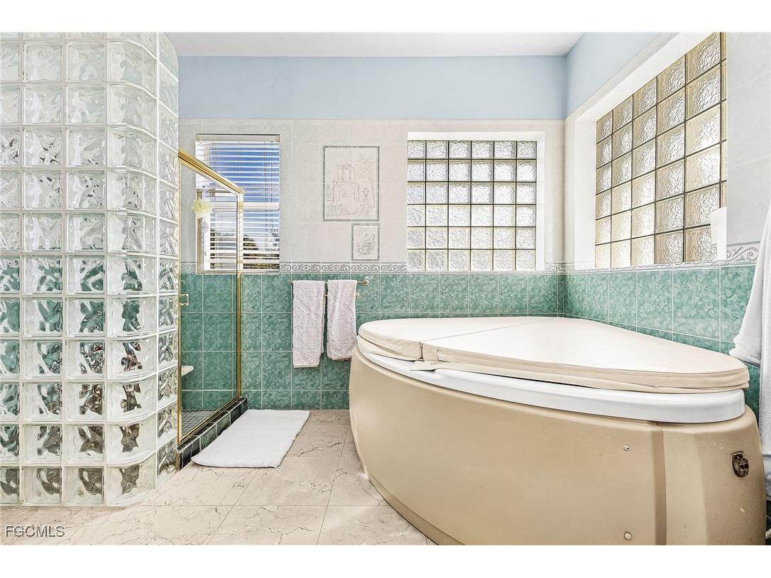 6451 River Club Court North Fort Myers FL 33917 2025025557 image21