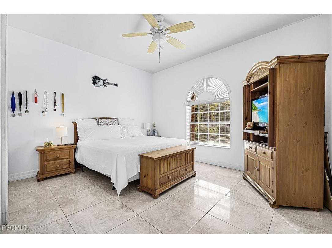 6451 River Club Court North Fort Myers FL 33917 2025025557 image22