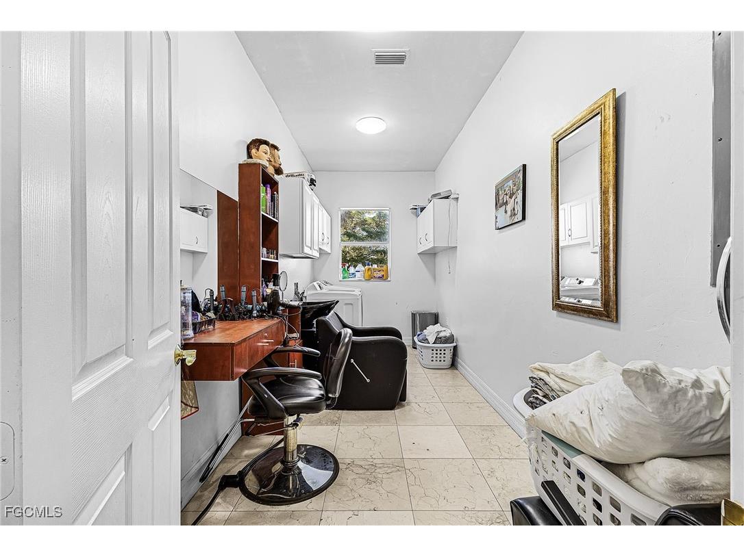 6451 River Club Court North Fort Myers FL 33917 2025025557 image26