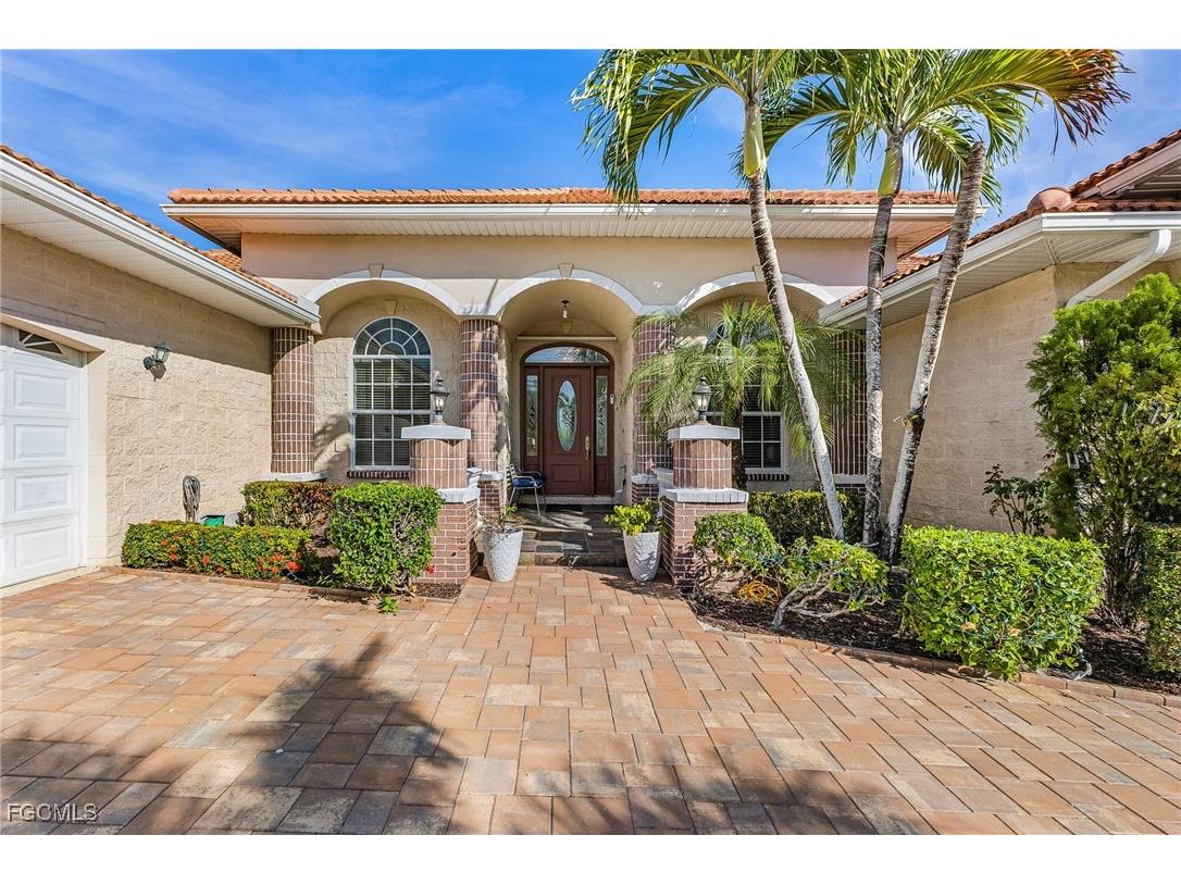 6451 River Club Court North Fort Myers FL 33917 2025025557 image3