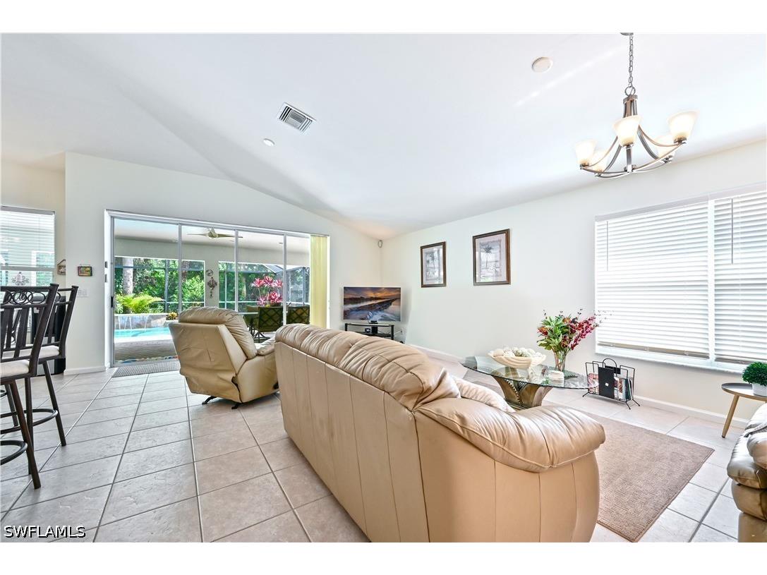 6453 Autumn Woods Boulevard Naples FL 34109 226013023 image14