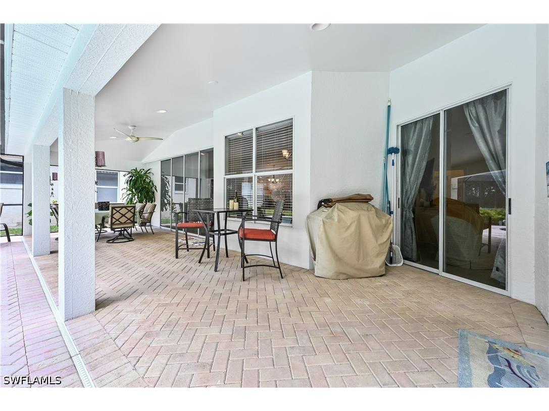 6453 Autumn Woods Boulevard Naples FL 34109 226013023 image16