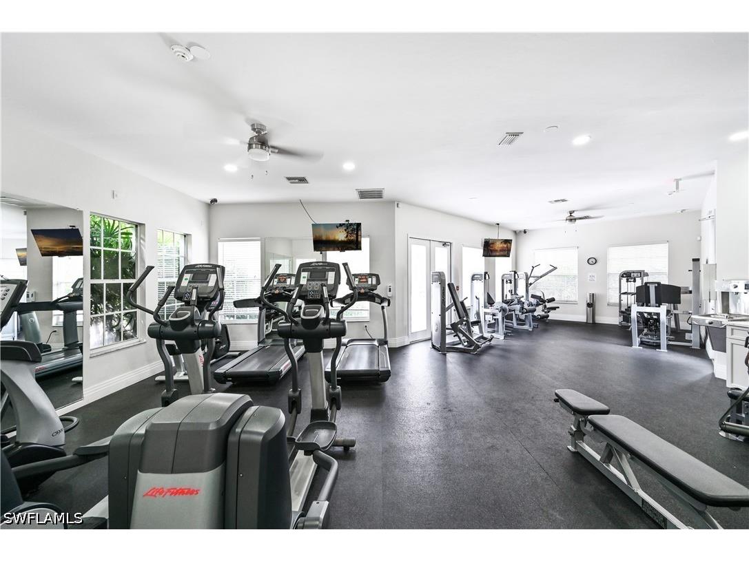 6453 Autumn Woods Boulevard Naples FL 34109 226013023 image32