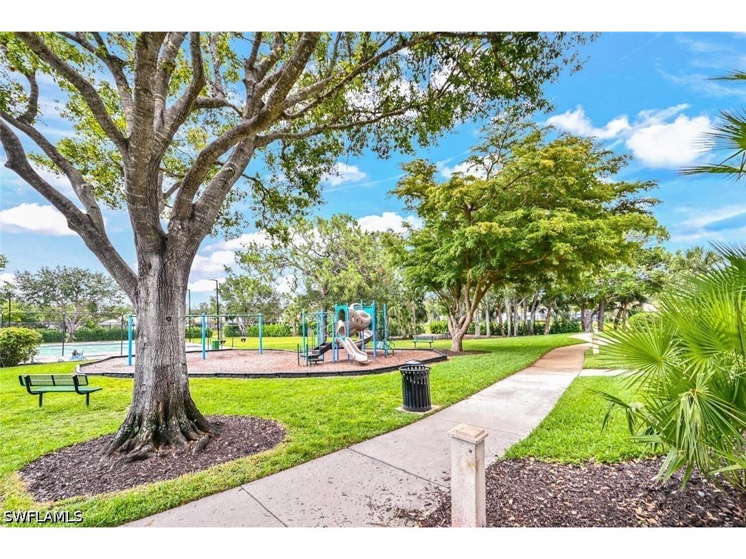 6453 Autumn Woods Boulevard Naples FL 34109 226013023 image36