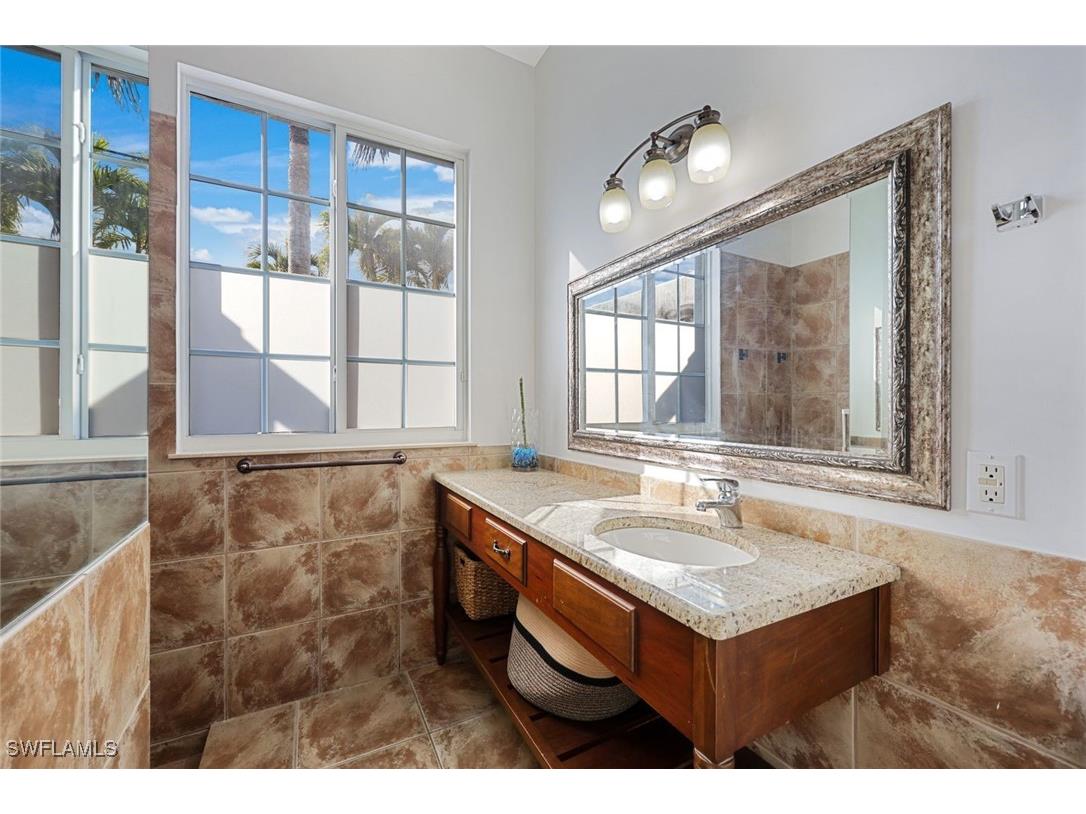 646 111th Avenue N Naples FL 34108 225080649 image28