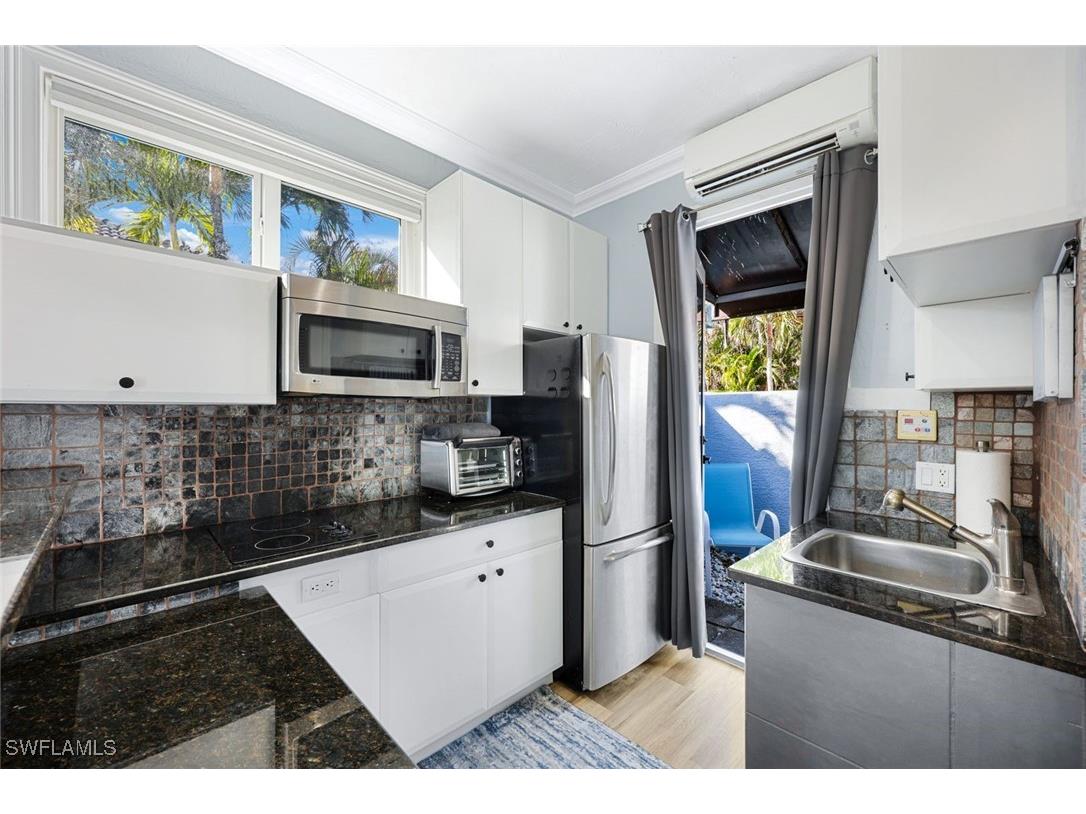 646 111th Avenue N Naples FL 34108 225080649 image32