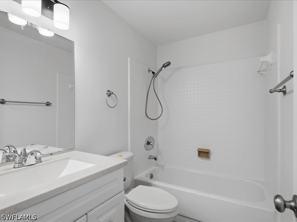 646 99th Avenue N Naples FL 34108 226027090 image19