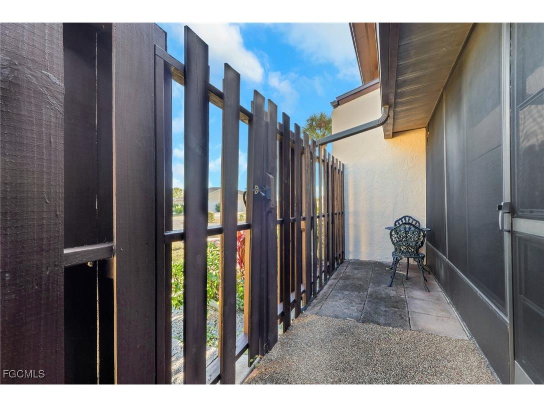 646 SE 12th Court #17 Cape Coral FL 33990 2025026131 image16