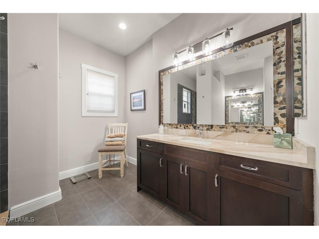 646 Vintage Reserve Circle #4D Naples FL 34119 225072277 image10