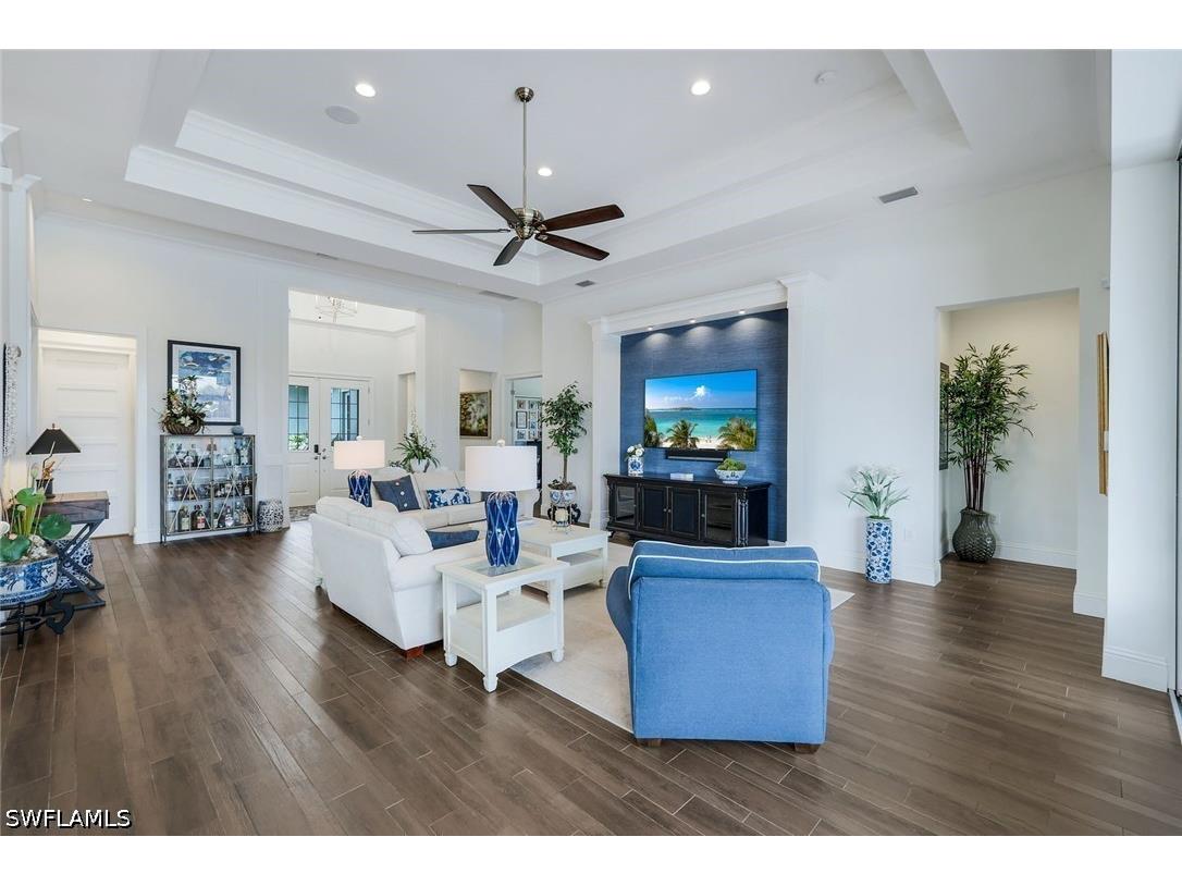 6460 Pembroke Way Naples FL 34113 226020677 image8