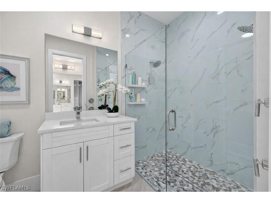 6461 Livingston Woods Lane Naples FL 34109 226006124 image19