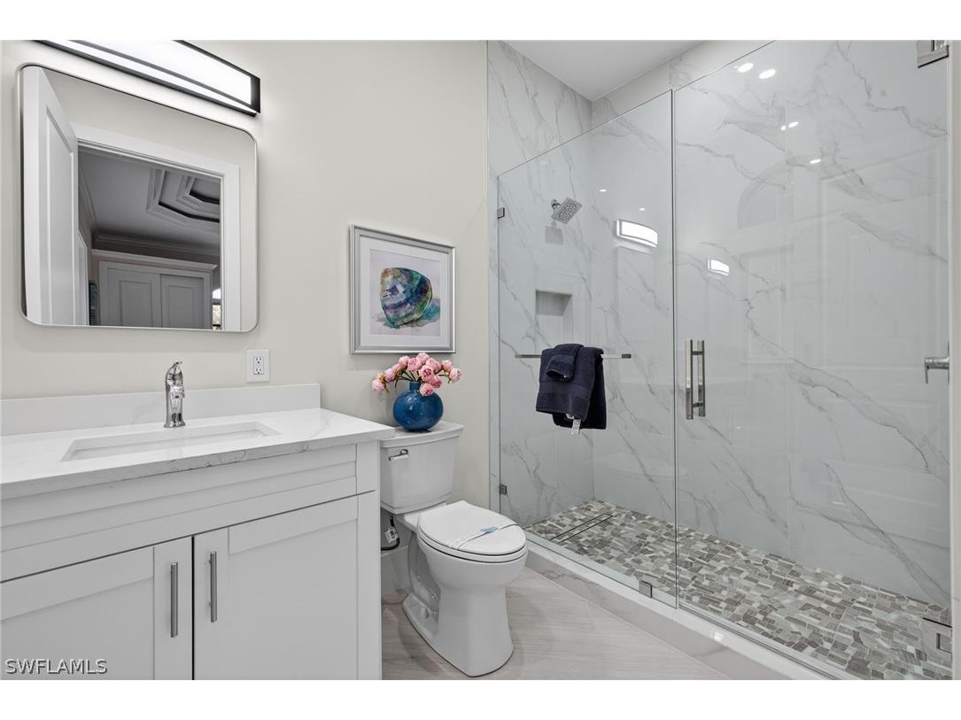 6461 Livingston Woods Lane Naples FL 34109 226006124 image27