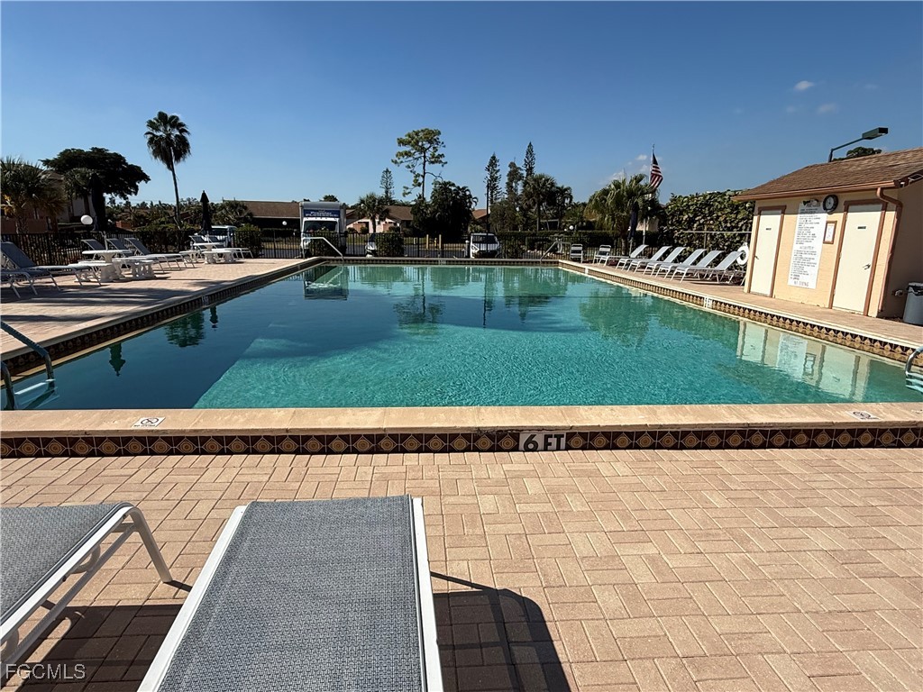 6462 Royal Woods Drive Fort Myers FL 33908 2025021334 image4