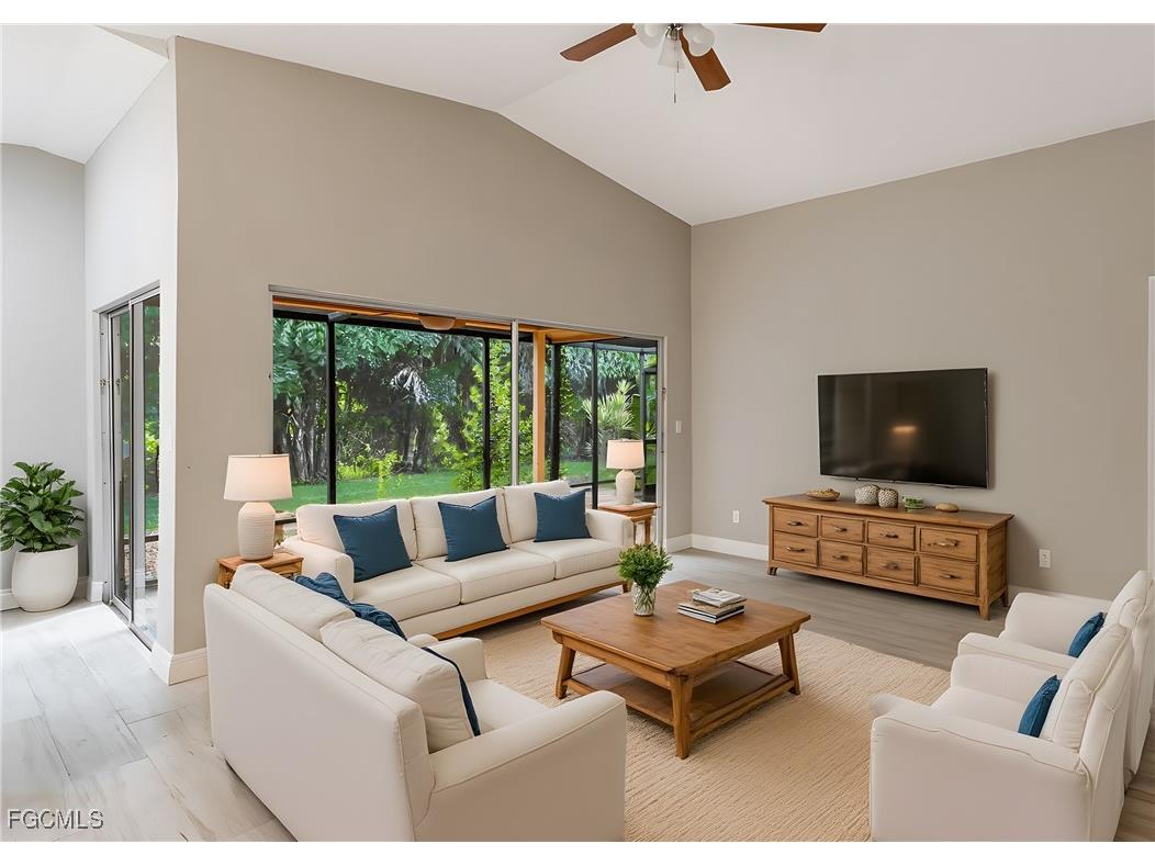 6468 Royal Woods Drive Fort Myers FL 33908 2025013167 image20