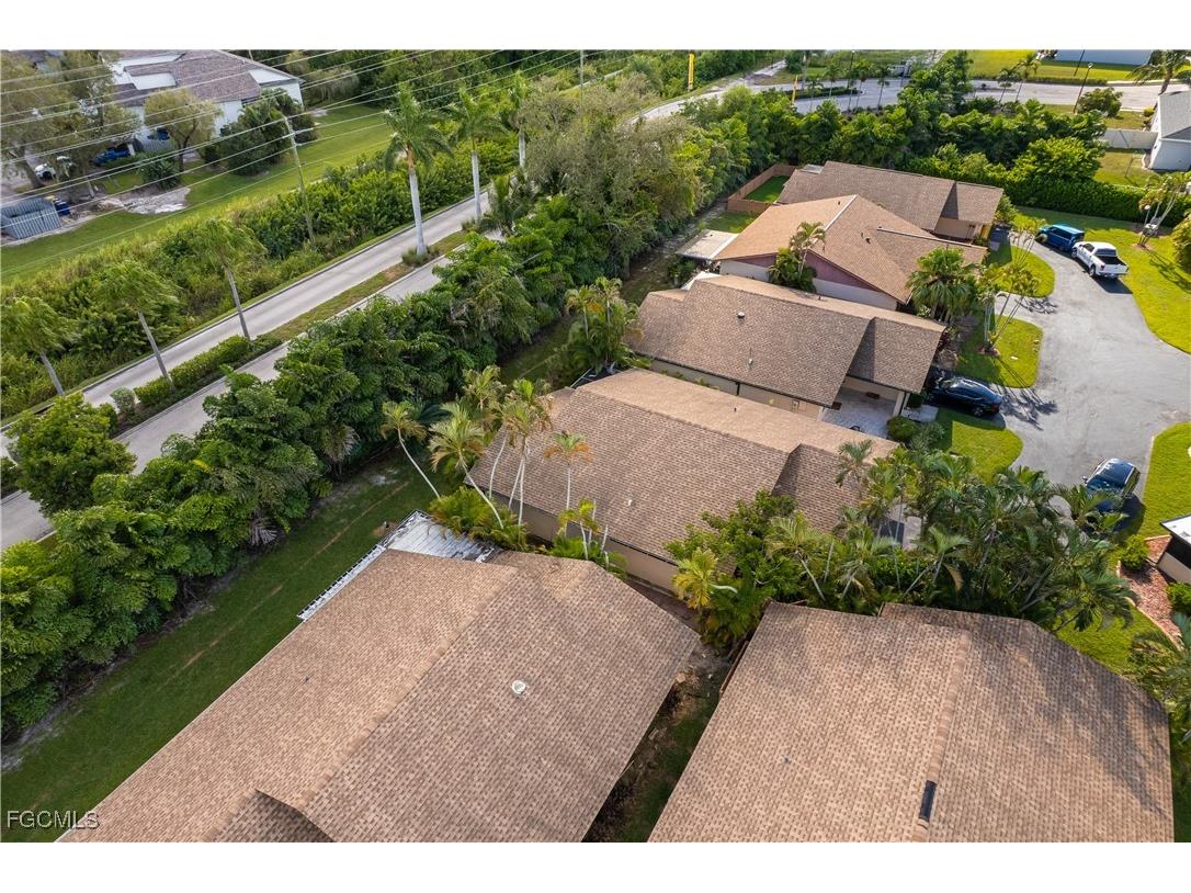 6468 Royal Woods Drive Fort Myers FL 33908 2025013167 image38