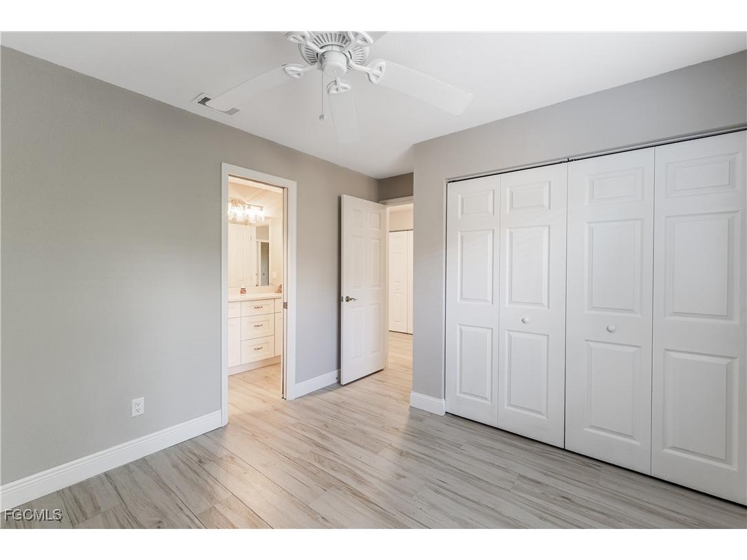 6468 Royal Woods Drive Fort Myers FL 33908 2025013167 image7