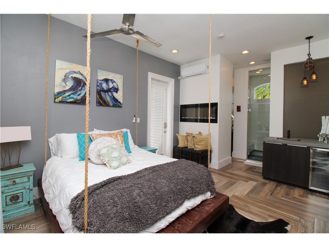 647 110th Avenue N Naples FL 34108 225074733 image26