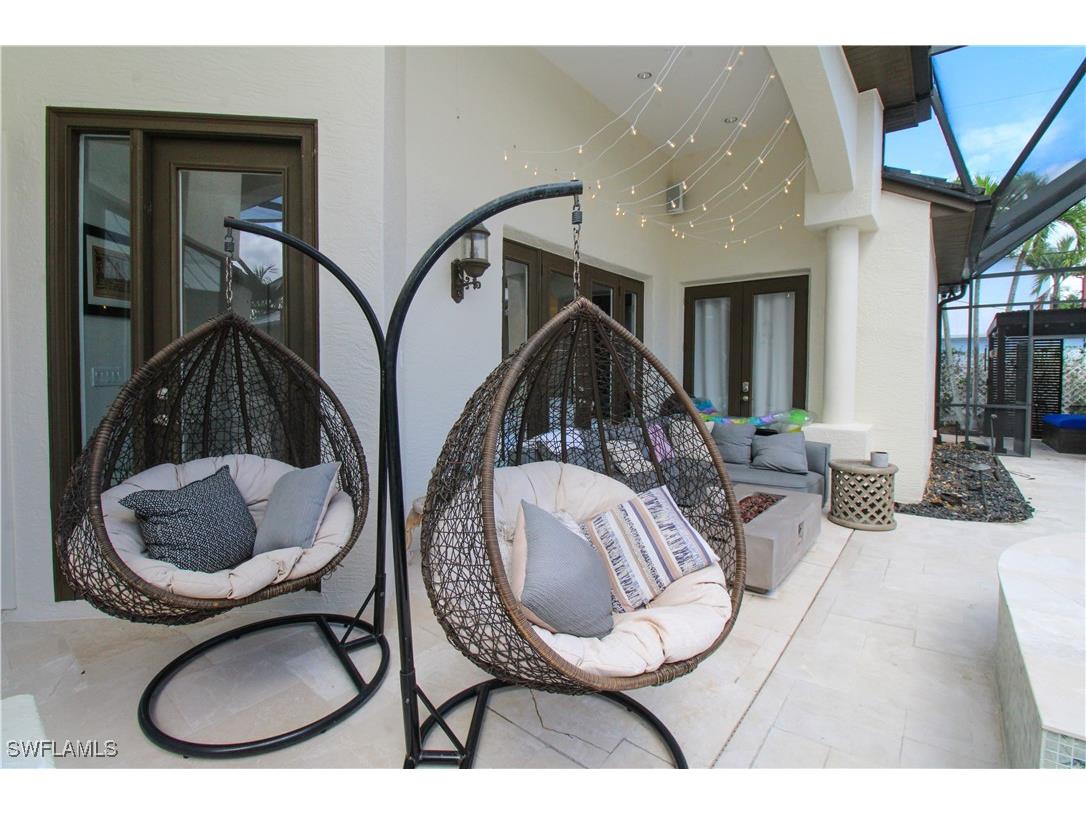 647 110th Avenue N Naples FL 34108 225078344 image17