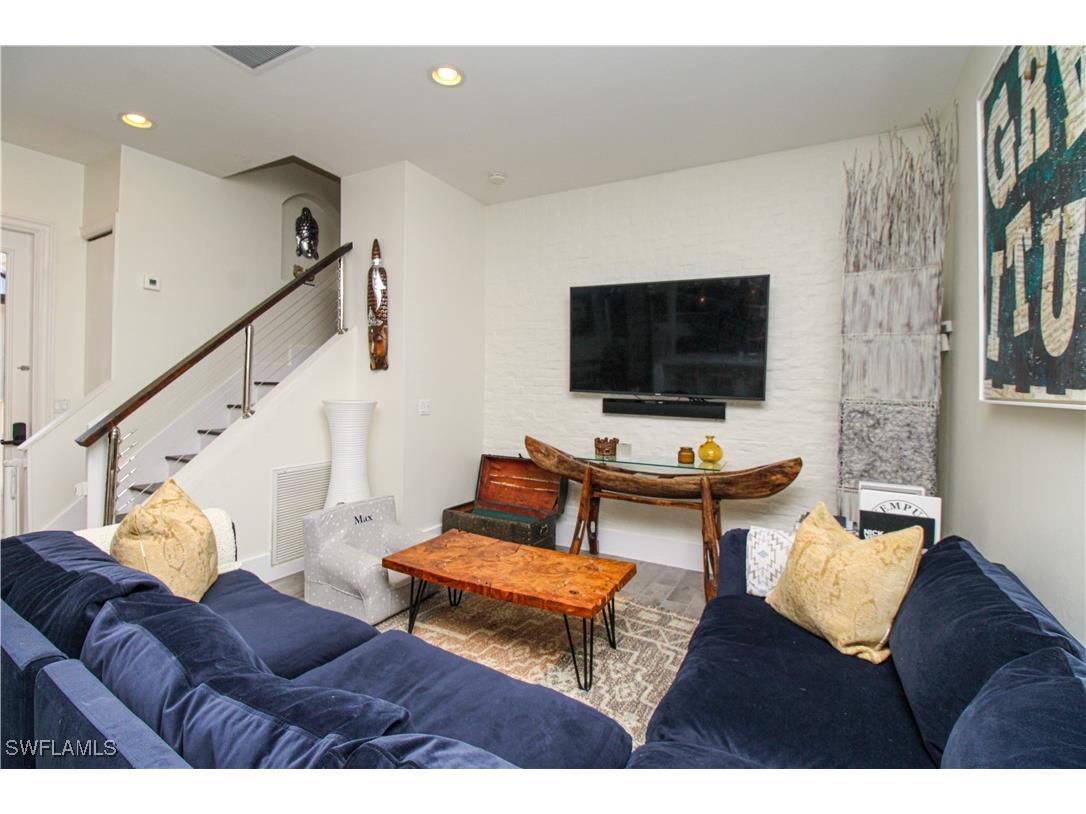 647 110th Avenue N Naples FL 34108 225078344 image32