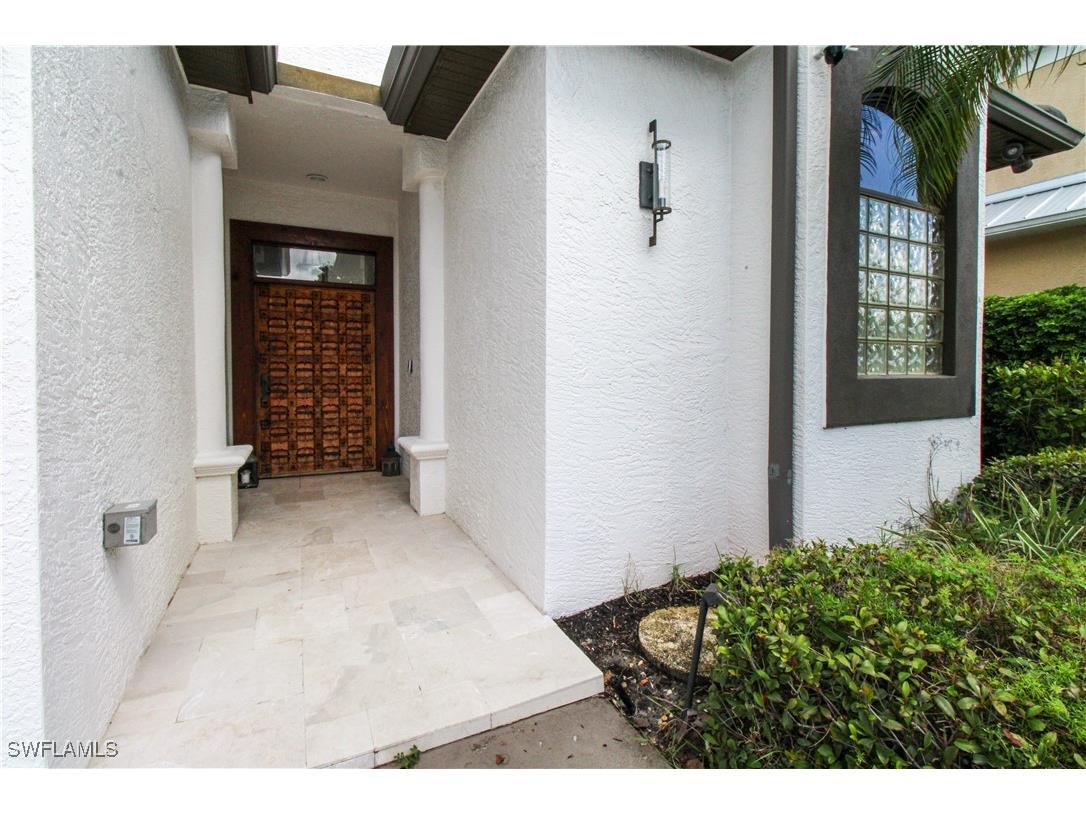 647 110th Avenue N Naples FL 34108 225078344 image9