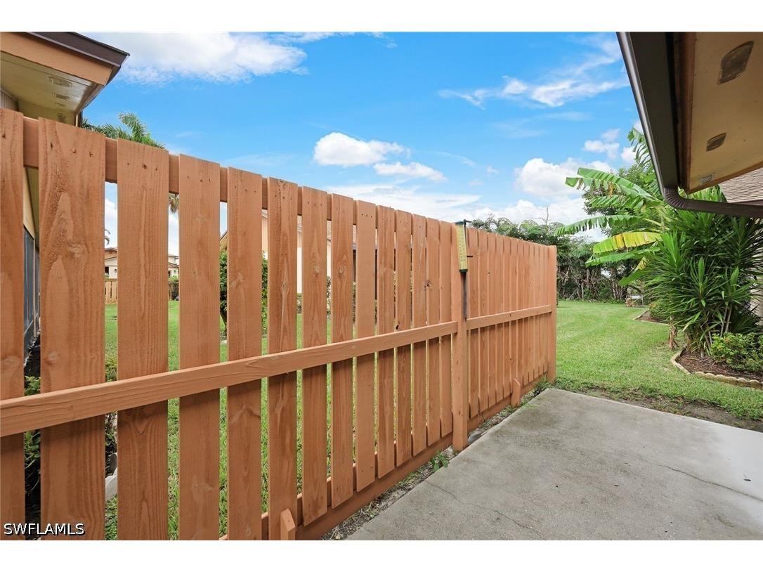 6474 Royal Woods Drive Fort Myers FL 33908 226020568 image21