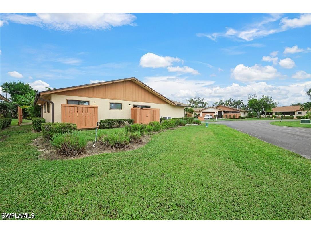 6474 Royal Woods Drive Fort Myers FL 33908 226020568 image26