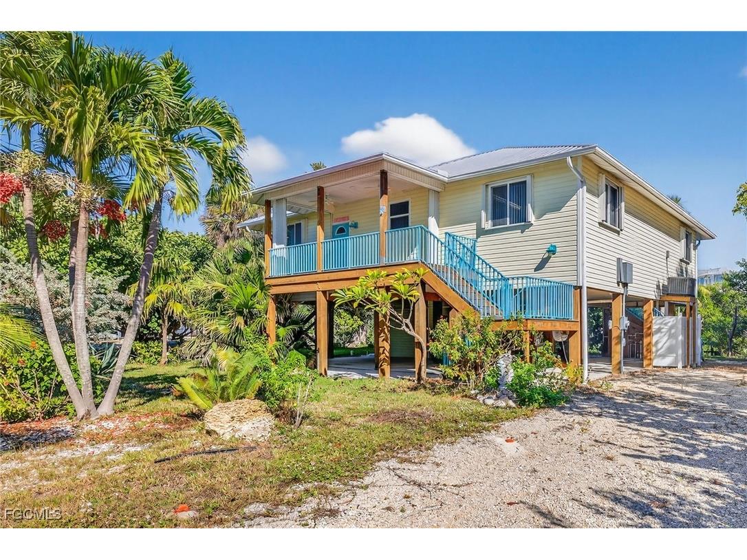 6476 Pine Avenue Sanibel FL 33957 2025024347 image22