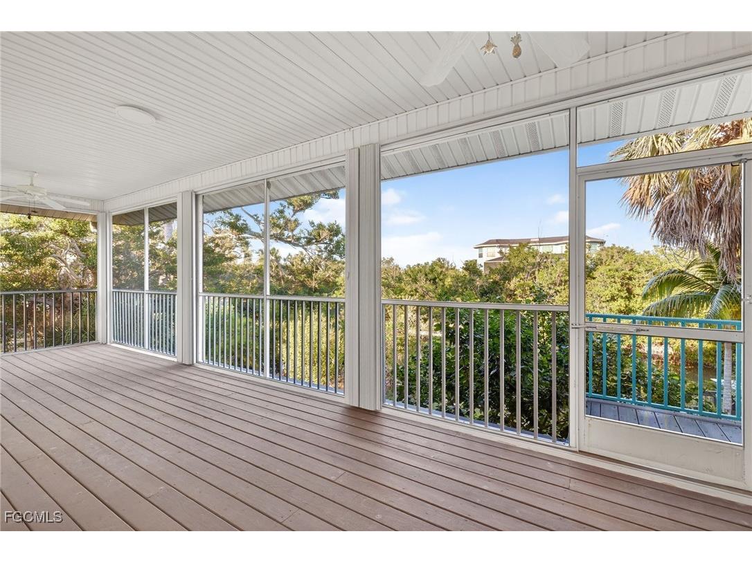 6476 Pine Avenue Sanibel FL 33957 2025024347 image26
