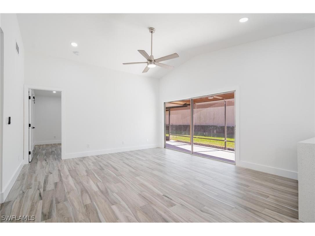 6478 Royal Woods Drive Fort Myers FL 33908 226007621 image3